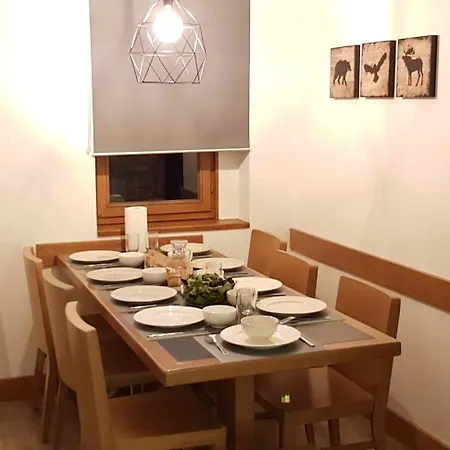 L'ours Blanc Apartment *